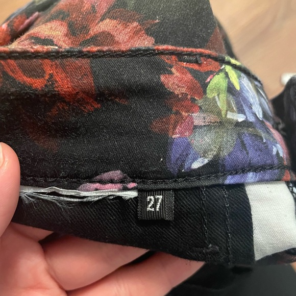 Floral skinny pants, not very elastic, used once - Picture 3 of 4